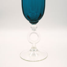 Carica l'immagine nel visualizzatore di Gallery, Coppa in vetro di Murano verde