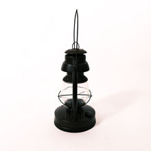 Carica l'immagine nel visualizzatore di Gallery, Lanterna Embury