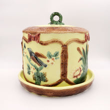 Carica l'immagine nel visualizzatore di Gallery, Copri vivande in ceramica policroma, primi '900.- First 1900s ceramic food cover