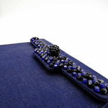 Carica l'immagine nel visualizzatore di Gallery, Borsa Vintage Mangiameli Milano Anni 60 - Clutch da Sera Gioiello Blu Navy con Perline e Cristalli
