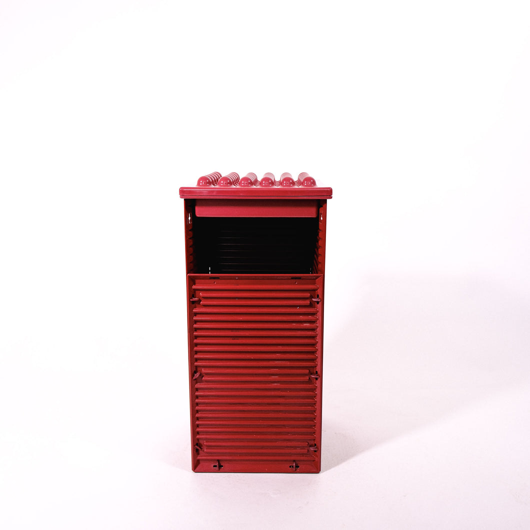 Gettacarte con posacenere Ettore Sottsass