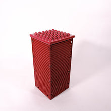 Carica l&#39;immagine nel visualizzatore di Gallery, Gettacarte con posacenere Ettore Sottsass
