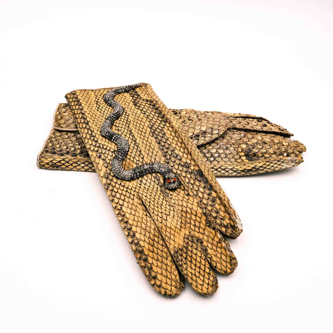 Guanti in pitone con serpente in strass